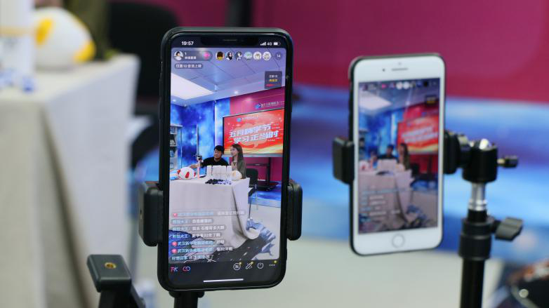 抖音搬家直播的“380元套餐”背后，藏着多少搬家人的血泪陷阱？